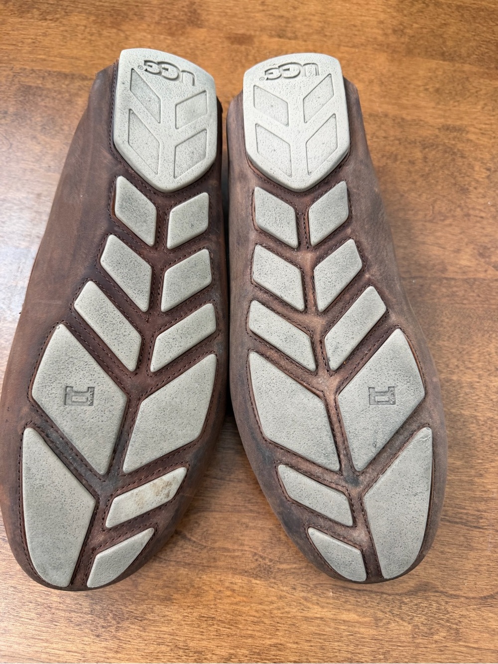UGG Upshaw loafers Men's Brown Leather Slip-On - Picture 9 of 9